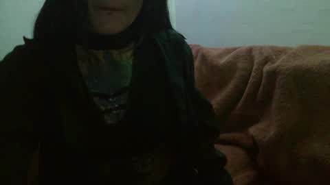 Luna online show from February 2025 01:19:02 AM