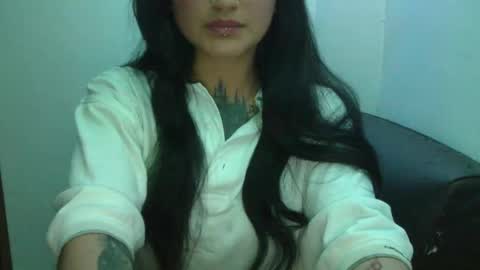 Luna online show from February 2025 12:06:01 AM