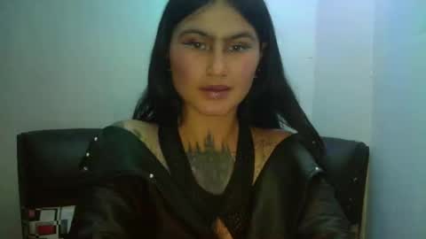 Luna online show from February 2025 12:52:02 AM
