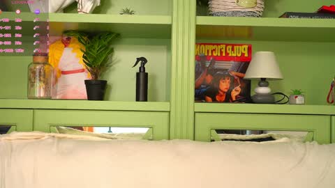 Snapshot of lunatouch chatting on April 2026 04:32:02 AM Michelle. Fansly in Bio online show from April 2026 04:32:02 AM