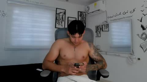 Lunay online show from April 2026 01:49:02 PM