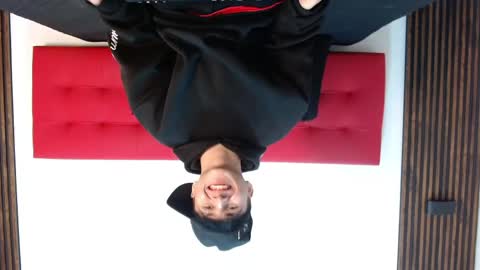 lunaydream online show from April 2026 11:17:01 AM