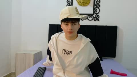 lunaydream online show from June 2026 11:27:02 AM