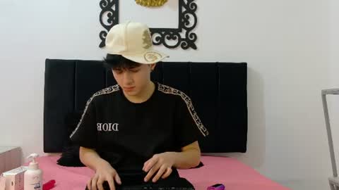 lunaydream online show from June 2026 11:31:01 AM