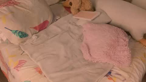  Luna Galaxy  online show from September 2025 02:11:01 AM