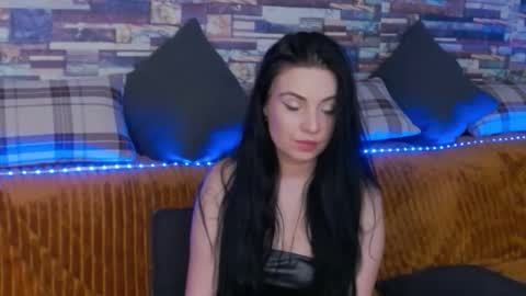 Snapshot of lunnagray chatting on December 2025 05:23:01 AM LunnaGray online show from December 2025 05:23:01 AM