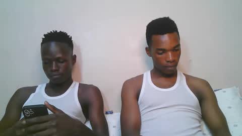 luoislove online show from February 2026 08:12:02 PM