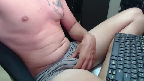 Snapshot of lushboy90 chatting on February 2025 05:54:02 AM lushboy90 online show from February 2025 05:54:02 AM