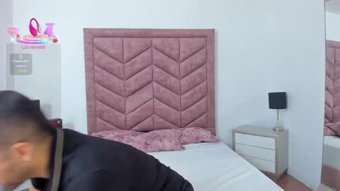 Snapshot of lushian_luna chatting on May 2026 04:37:01 PM Lushian And Luna online show from May 2026 04:37:01 PM