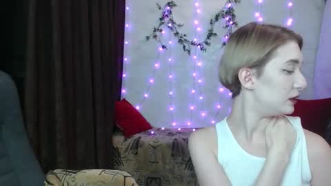 lust444money online show from November 2025 10:21:02 PM