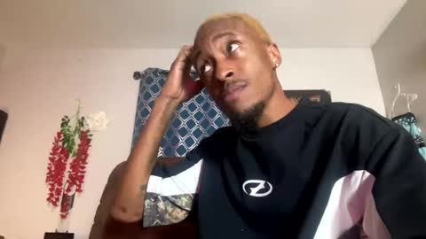 LUST online show from November 2025 03:40:01 AM