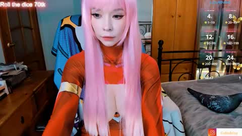 Asami online show from October 2025 06:52:01 PM