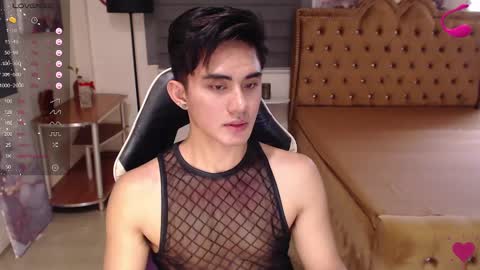 Snapshot of lustdesirex19 chatting on March 2025 06:24:01 AM David online show from March 2025 06:24:01 AM