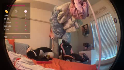 Snapshot of lustforlola chatting on October 2025 01:04:02 AM LOLA online show from October 2025 01:04:02 AM