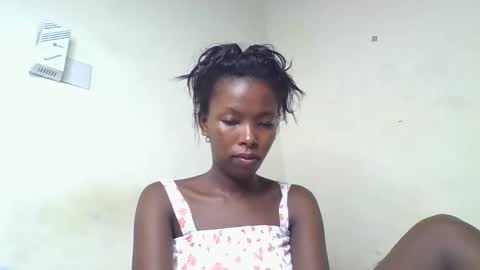 Snapshot of lustrousnerd chatting on January 2025 03:16:02 AM Noreh online show from January 2025 03:16:02 AM