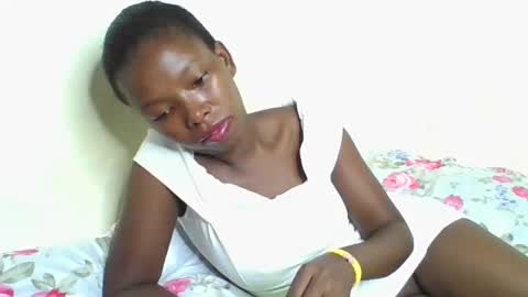 Snapshot of lustrousnerd chatting on February 2025 03:39:02 AM Noreh online show from February 2025 03:39:02 AM