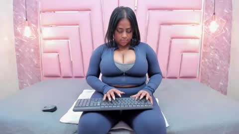 Luu  online show from May 2026 08:40:02 PM