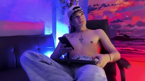 Snapshot of luuck_6 chatting on February 2026 07:51:01 AM luuck online show from February 2026 07:51:01 AM