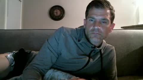 luvalonsix online show from September 2025 03:32:01 AM