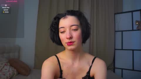 Snapshot of luvenianitschke chatting on February 2026 09:15:01 AM Sasha online show from February 2026 09:15:01 AM