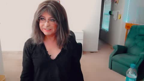 Britney online show from January 2026 08:01:02 PM