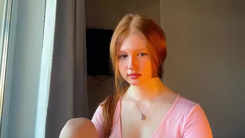 Snapshot of lux_angel chatting on June 2026 12:01:02 AM lux_angel online show from June 2026 12:01:02 AM