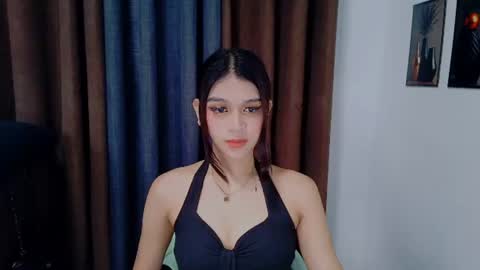 Snapshot of lux_white chatting on July 2026 04:21:02 AM queen lux online show from July 2026 04:21:02 AM
