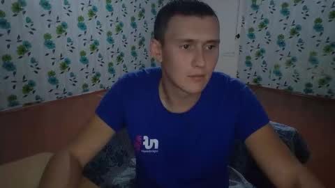 Snapshot of luxeboy_ chatting on September 2025 07:14:02 PM Mike online show from September 2025 07:14:02 PM