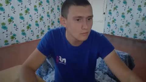 Snapshot of luxeboy_ chatting on September 2025 07:20:02 AM Mike online show from September 2025 07:20:02 AM