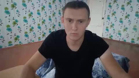 Snapshot of luxeboy_ chatting on September 2025 07:32:02 AM Mike online show from September 2025 07:32:02 AM