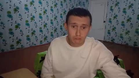 Snapshot of luxeboy_ chatting on September 2025 08:56:02 PM Mike online show from September 2025 08:56:02 PM