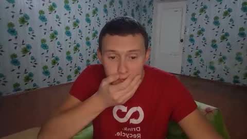 Snapshot of luxeboy_ chatting on September 2025 06:57:01 PM Mike online show from September 2025 06:57:01 PM