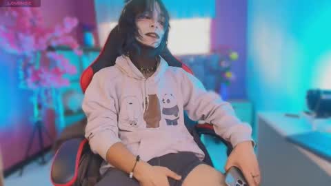 Luxiel 3 online show from March 2026 09:58:02 PM