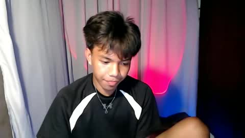 luxirfy online show from April 2026 05:44:02 PM