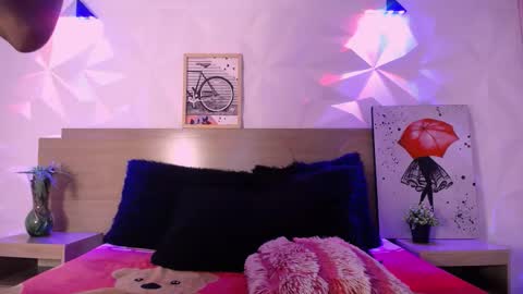 luxury_couple_01 online show from February 2026 12:53:01 AM