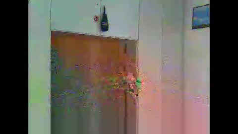 luxx72boy online show from February 2026 07:12:01 AM