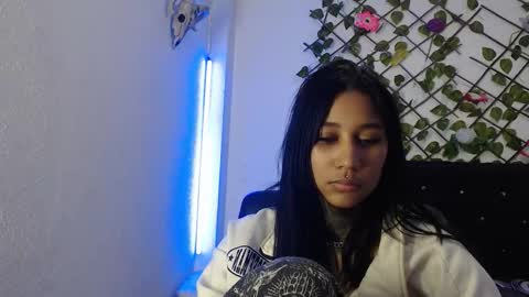 lyam_ebony online show from December 2025 01:36:01 AM