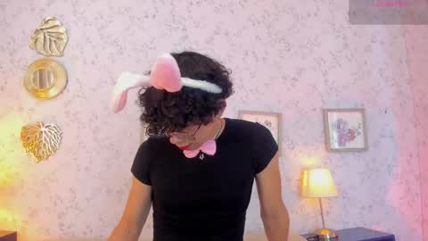 Lyan online show from May 2026 07:56:01 PM