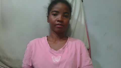 lydie856696 online show from May 2026 06:47:01 PM