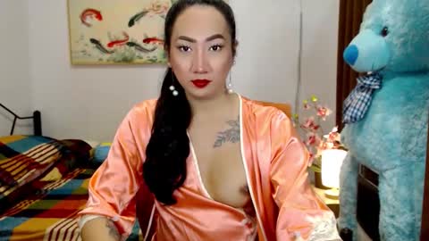 Snapshot of lykalicious88 chatting on September 2025 10:39:01 AM QUEEN online show from September 2025 10:39:01 AM