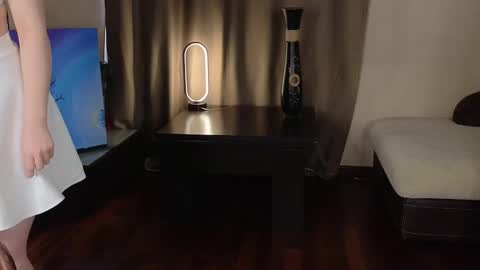 hi im Lyle online show from March 2025 06:21:01 AM