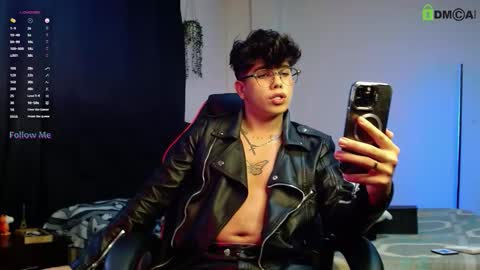 Lyle Bennett Freelance Model online show from November 2025 12:06:02 PM