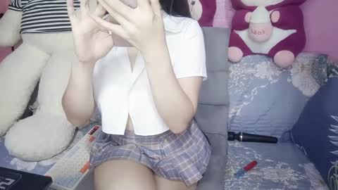 lyly_sweet97 online show from February 2025 12:17:02 PM