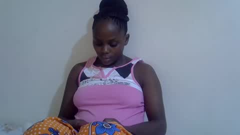 lyn_anna online show from April 2026 08:33:02 AM