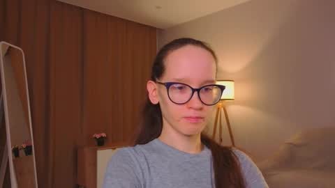 Sara online show from February 2026 04:05:02 PM