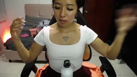 lynn_turner_ online show from June 2026 03:27:02 PM