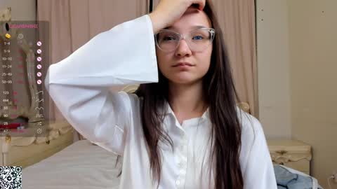 Lola online show from January 2025 10:26:01 PM