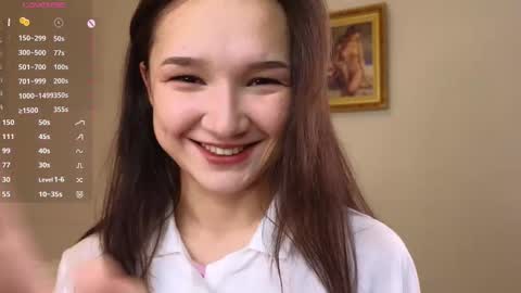 Lola online show from February 2025 06:19:01 PM