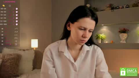 Lola online show from March 2025 03:59:01 PM