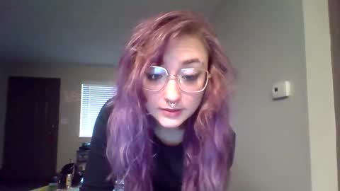 Lynn  online show from March 2026 01:50:01 PM